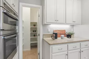 960 Capitola Dr, Napa, CA 94559 - Photo 22