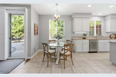 960 Capitola Drive, Napa, CA 94559 - Photo 16