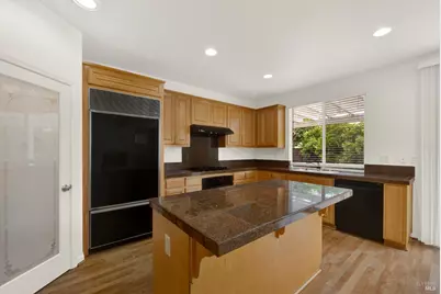 812 Purple Sage Drive, Vacaville, CA 95687 - Photo 8