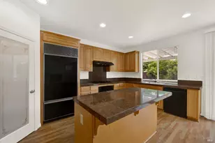 812 Purple Sage Dr, Vacaville, CA 95687 - Photo 8