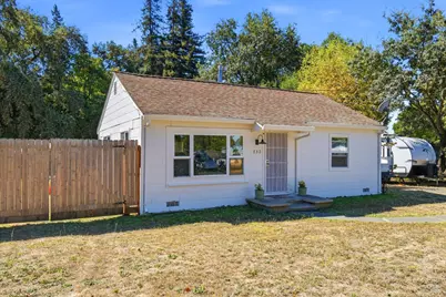 732 Blossom Way, Santa Rosa, CA 95401 - Photo 1