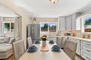 732 Blossom Way, Santa Rosa, CA 95401 - Photo 16
