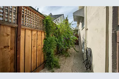 3050 Millsbrae Avenue, Oakland, CA 94605 - Photo 24
