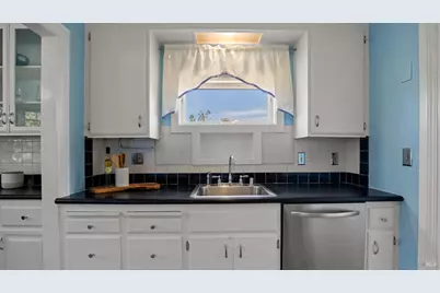 3050 Millsbrae Avenue, Oakland, CA 94605 - Photo 14
