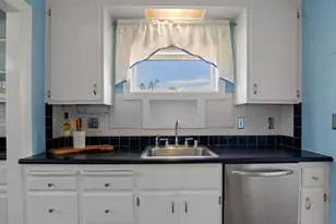 3050 Millsbrae Ave, Oakland, CA 94605 - Photo 14