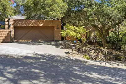 1672 Deer Run, Santa Rosa, CA 95405 - Photo 2