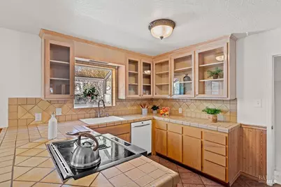 201 Triplett Drive, Cloverdale, CA 95425 - Photo 6