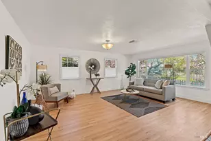 201 Triplett Dr, Cloverdale, CA 95425 - Photo 1