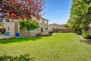 818 Summerbreeze Dr, Vacaville, CA 95687 - Photo 30