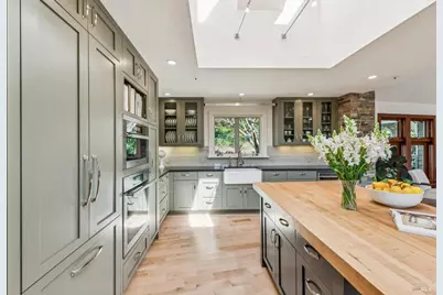 1884 Silverado Trail, Napa, CA 94558 - Photo 24