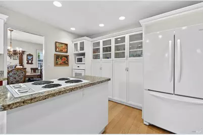 7569 Oak Leaf Drive, Santa Rosa, CA 95409 - Photo 12