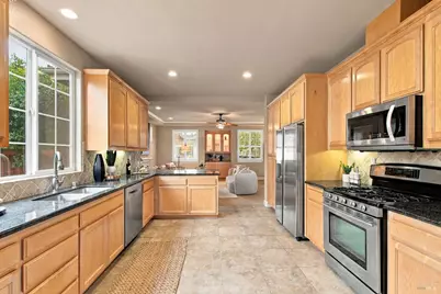 4712 Venti Lane, Santa Rosa, CA 95409 - Photo 18