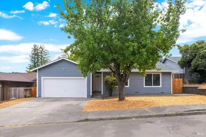 175 Chablis Way, Cloverdale, CA 95425 - Photo 1