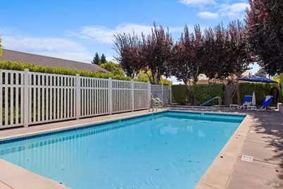 117 Oakwood Drive, Petaluma, CA 94954 - Photo 32