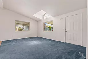 117 Oakwood Dr, Petaluma, CA 94954 - Photo 6