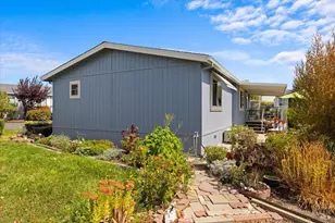 117 Oakwood Dr, Petaluma, CA 94954 - Photo 20