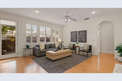 84 Pinheiro Circle, Novato, CA 94945 - Photo 12