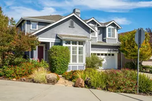 84 Pinheiro Cir, Novato, CA 94945 - Photo 2