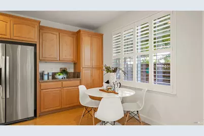 84 Pinheiro Circle, Novato, CA 94945 - Photo 18