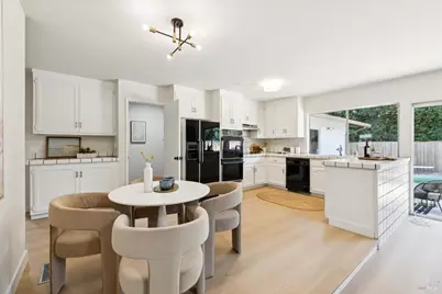 8 W Castlewood Drive, San Rafael, CA 94901 - Photo 20