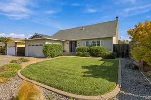 17 Eastside Cir, Petaluma, CA 94954 - Photo 30