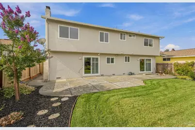 17 Eastside Circle, Petaluma, CA 94954 - Photo 28