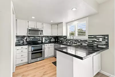 17 Eastside Circle, Petaluma, CA 94954 - Photo 4