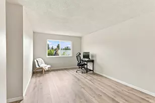 17 Eastside Cir, Petaluma, CA 94954 - Photo 22