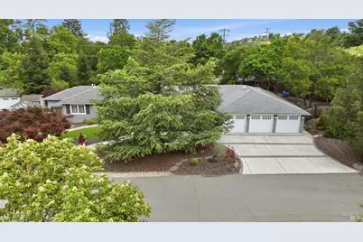 189 El Camino Corto, Walnut Creek, CA 94596 - Photo 2