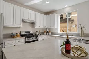 129 Picasso Dr, Oakley, CA 94561 - Photo 14
