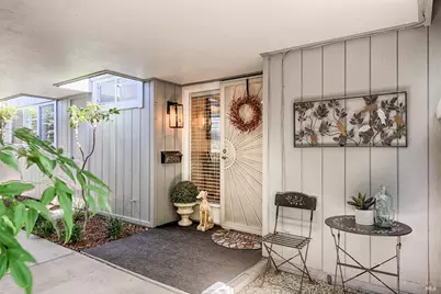 421 Meadowgreen Drive, Santa Rosa, CA 95409 - Photo 2