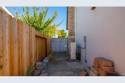 520 Silver Drive, Vacaville, CA 95687 - Photo 14