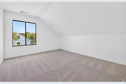 881 W Second Street, Sonoma, CA 95476 - Photo 18