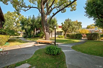 256 W Agua Caliente Road, Sonoma, CA 95476 - Photo 18