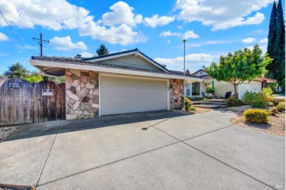 470 Meadowview Drive, Vacaville, CA 95688 - Photo 8