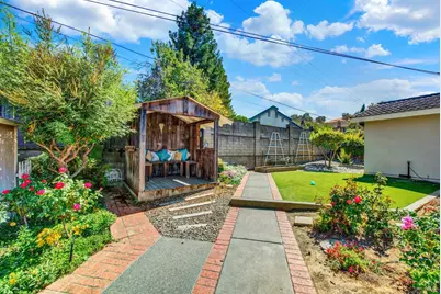 470 Meadowview Drive, Vacaville, CA 95688 - Photo 76