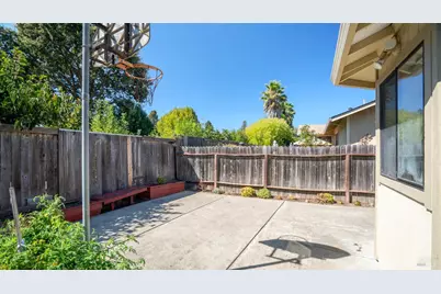 1205 Marble Street, Santa Rosa, CA 95407 - Photo 20