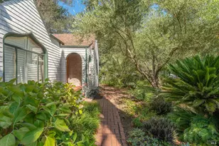 6641 Yount St, Yountville, CA 94599 - Photo 10