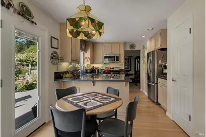 413 Buena Tierra Court, Windsor, CA 95492 - Photo 6