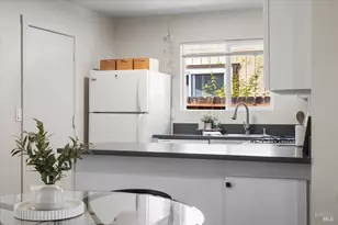 751 Agnew Pl, Santa Rosa, CA 95401 - Photo 14