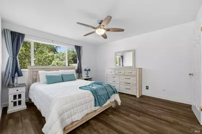 490 Edgewood Drive #5, Vacaville, CA 95688 - Photo 18