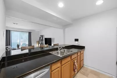 490 Edgewood Drive #5, Vacaville, CA 95688 - Photo 6