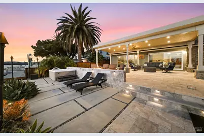 129 Caribe Isle, Novato, CA 94949 - Photo 2
