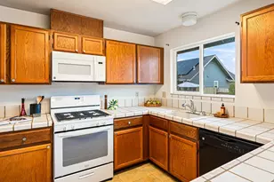 932 Wood Sorrel Dr, Petaluma, CA 94954 - Photo 8