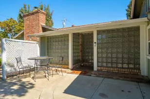 700 E A St, Dixon, CA 95620 - Photo 8