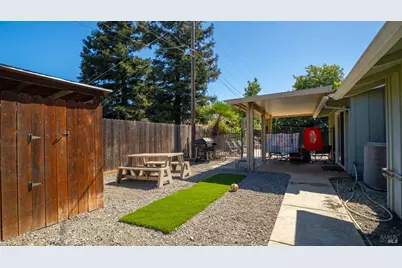700 E A Street, Dixon, CA 95620 - Photo 48