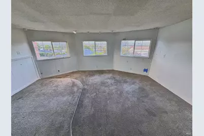 153 Dartmouth Avenue, Vallejo, CA 94589 - Photo 32