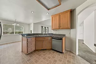 19028 Coyle Springs Rd, Hidden Valley Lake, CA 95467 - Photo 16