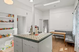 1160 Powell St, Oakland, CA 94608 - Photo 24