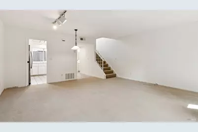 21 Prairie Falcon Drive, Novato, CA 94949 - Photo 12